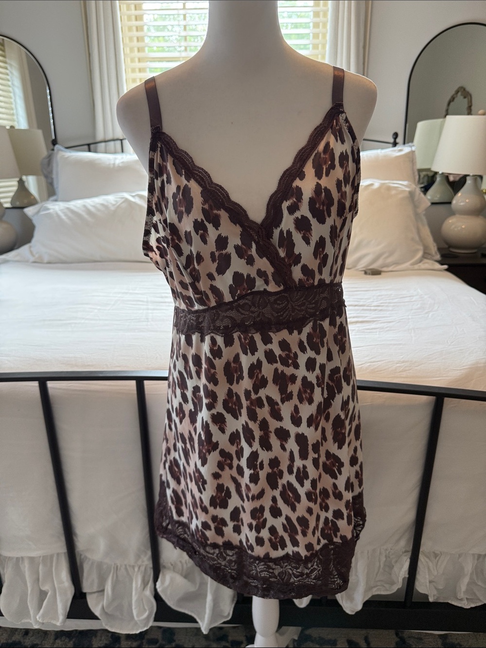 Delta Burke Brown Leopard Print Lace-Trim Chemise